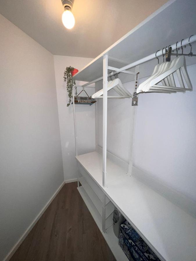 2x Apartamentos com pátio, em frente praia Paço de Arcos Esterno foto