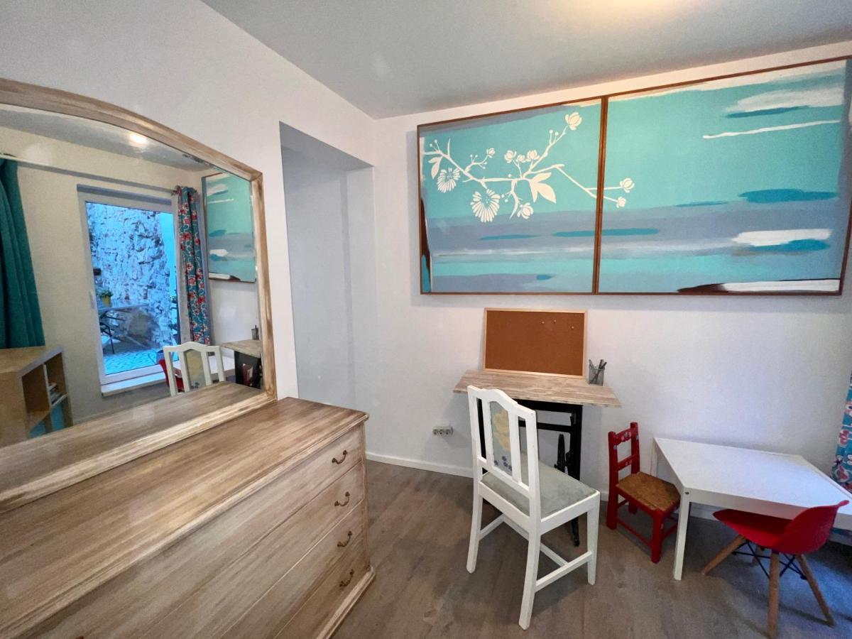 2x Apartamentos com pátio, em frente praia Paço de Arcos Esterno foto