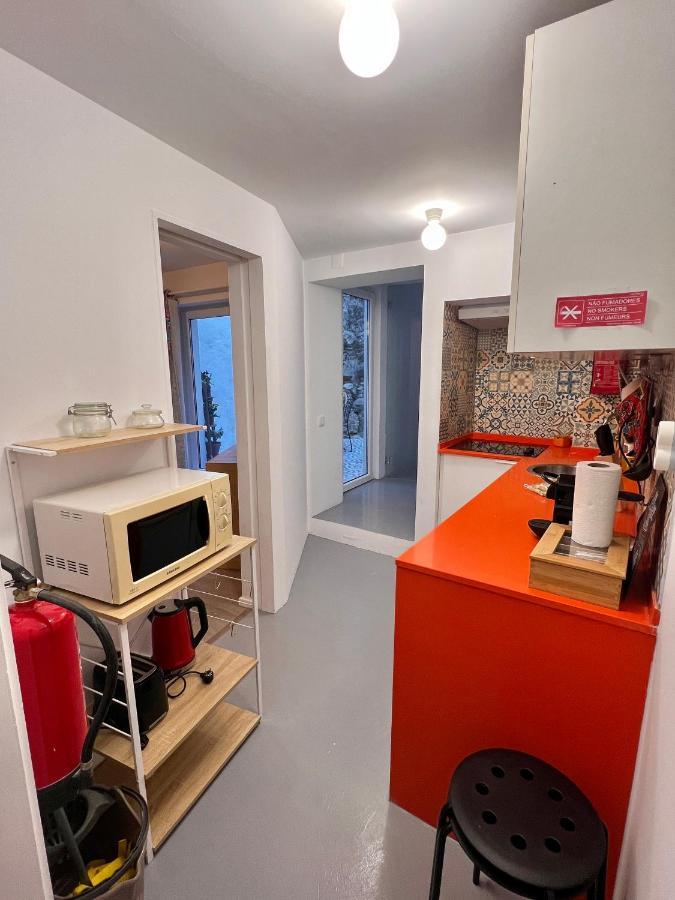2x Apartamentos com pátio, em frente praia Paço de Arcos Esterno foto