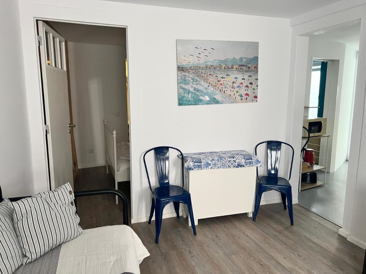 2x Apartamentos com pátio, em frente praia Paço de Arcos Esterno foto