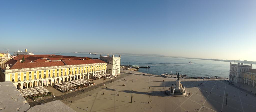 2x Apartamentos com pátio, em frente praia Paço de Arcos Esterno foto